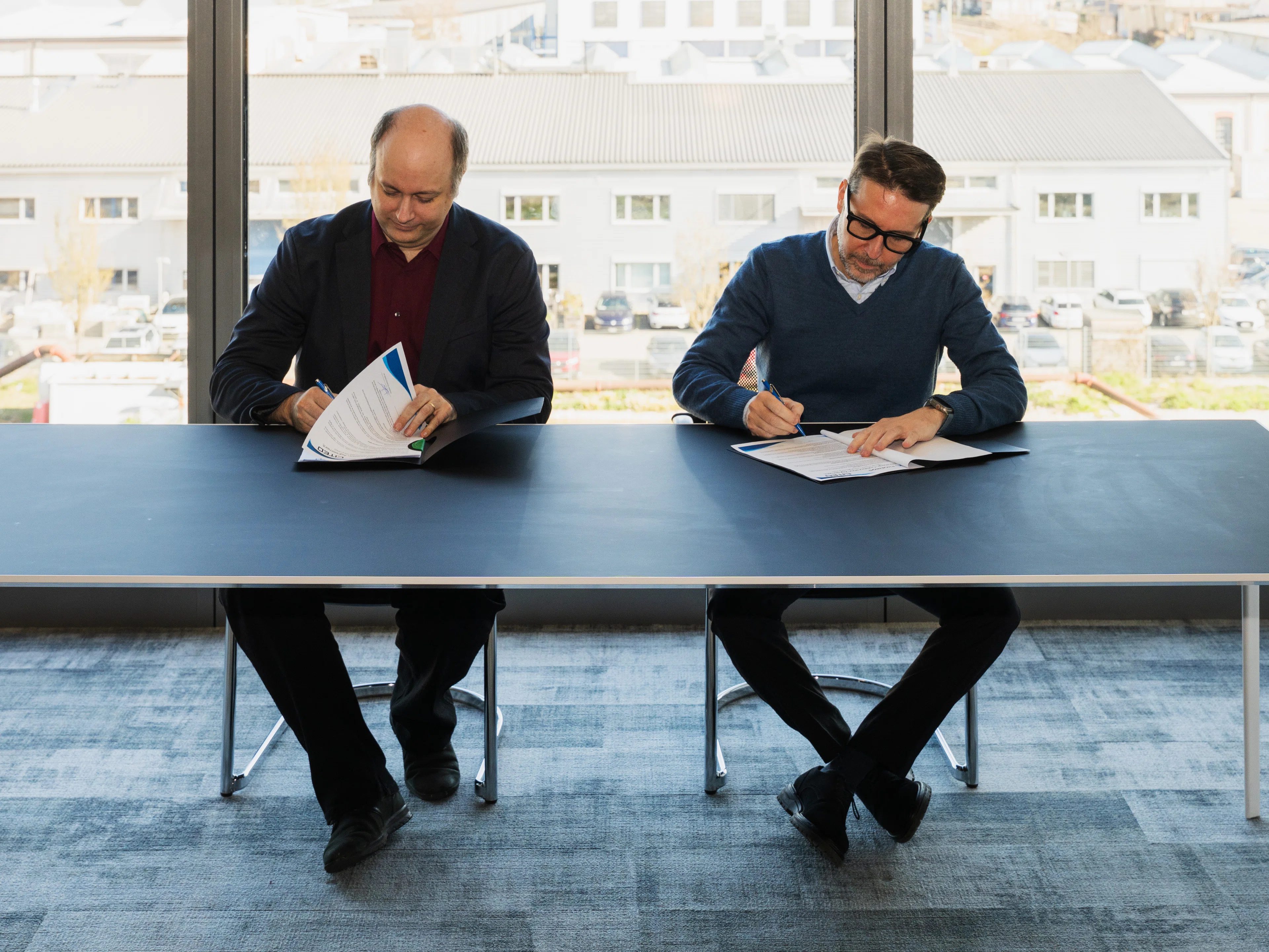 PHOENIQS Joins NEXUR Technology Cluster and Establishes Spanish Subsidiary